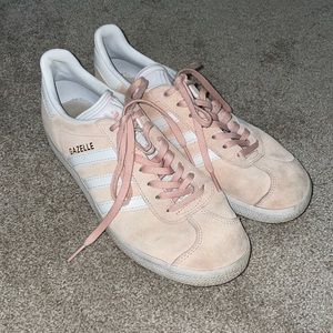 Adidas gazelle sneakers light pink